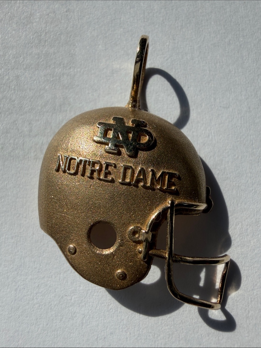 14K gold vintage Michael Anthony ND football helmet pendant charm